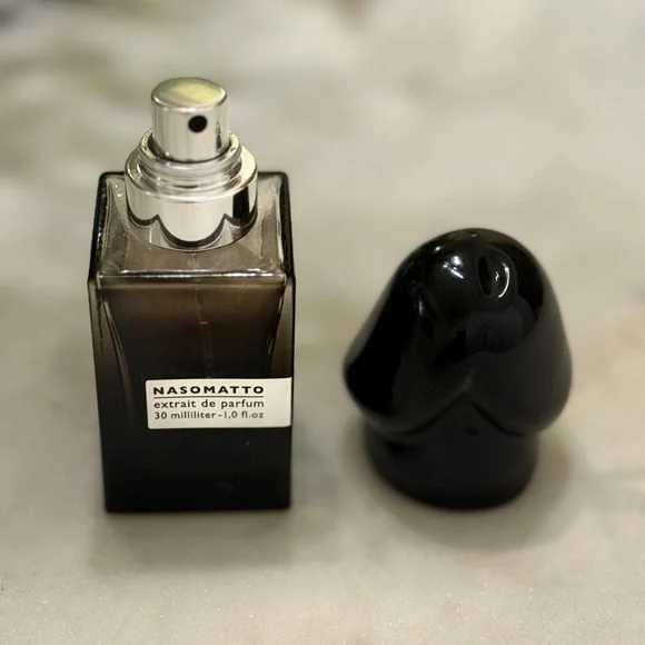Sadonaso Extrait de Parfum - Black - Picture 6 of 7